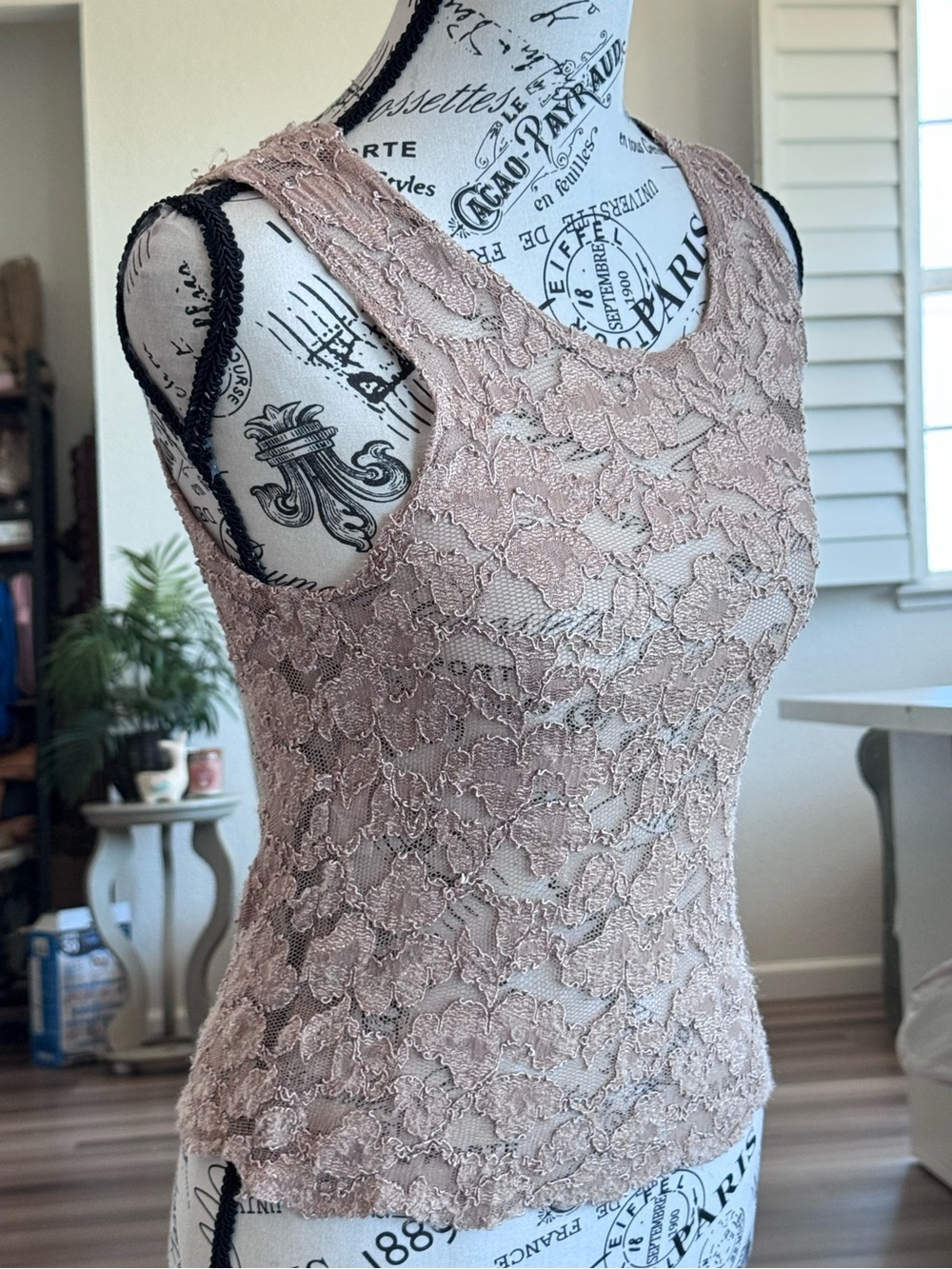 Vintage Y2K Cacique Floral Lace Mesh Tank Top Sheer Sleeveless Stretch Size S - Picture 4 of 10